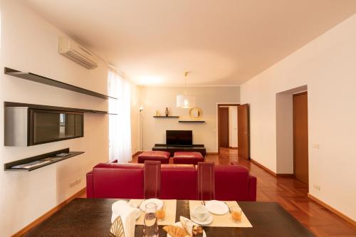 Heart Milan Apartments Corso Como - image 2