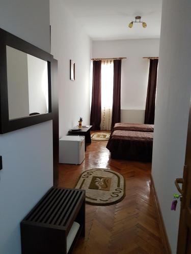 Pensiunea Mioritza - image 8