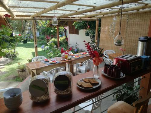 אוכל ומשקאות, Chalet Y Cabinas Hibiscus in קחויטה