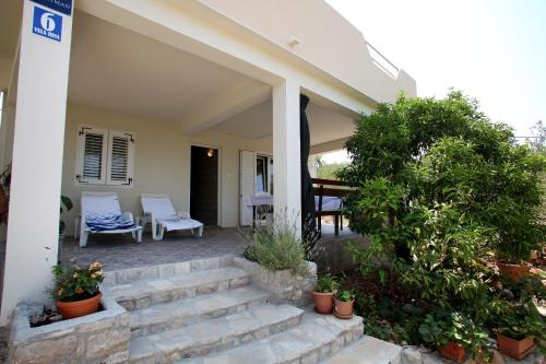  Milla Apartm in Drvenik Mali