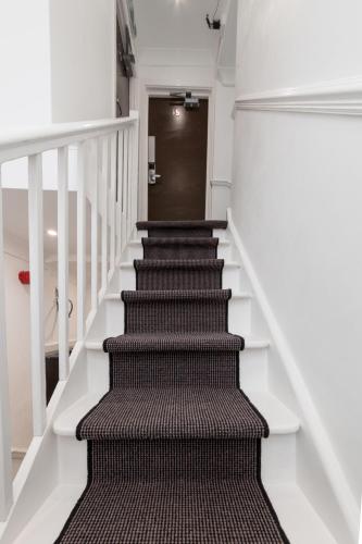 Facilities, Chester Hotel in London