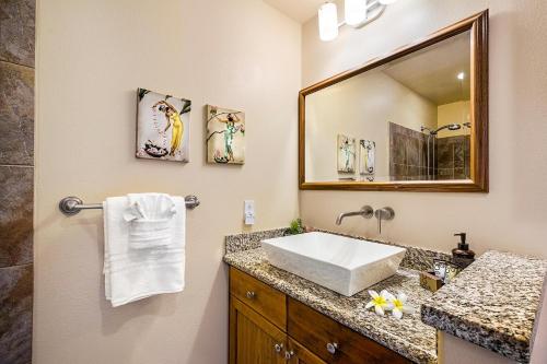 Beach Villas Kahaluu on Kona Coast - image 3