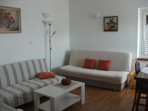 Apartments by the sea Preko Ugljan - 14917 - image 4