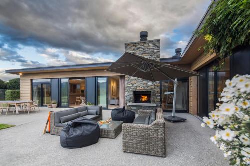 Alpine Retreat - Accommodation - Queenstown