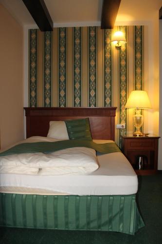 1 twin bed