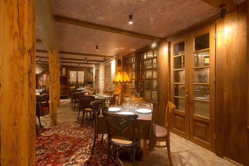 餐廳, HANI I PAZARIT Boutique Hotel in 科爾察