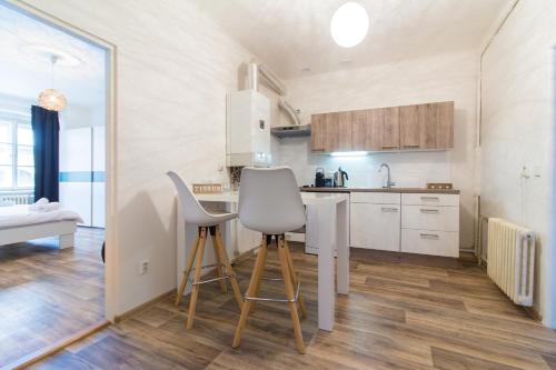 Charles bridge apartment - image 14