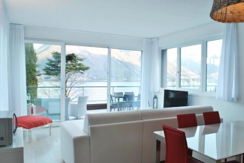 Baia Blu - Luxury Apartments with Pool in Cremia