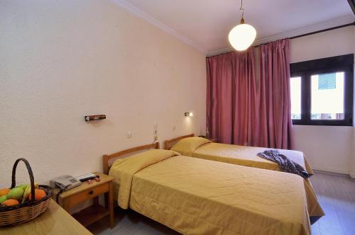 1 double bed