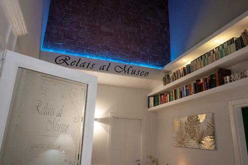 Relais al Museo, Neapol