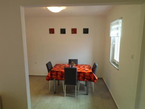 Ivna app, Jadranovo (fotografie 3)