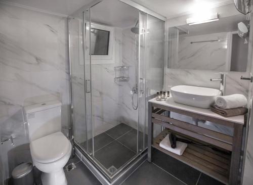 Unique Apartment close to Acropolis by GHH, Athens (photo 3)