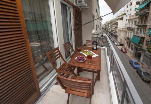 Unique Apartment close to Acropolis by GHH, Athens (photo 5)
