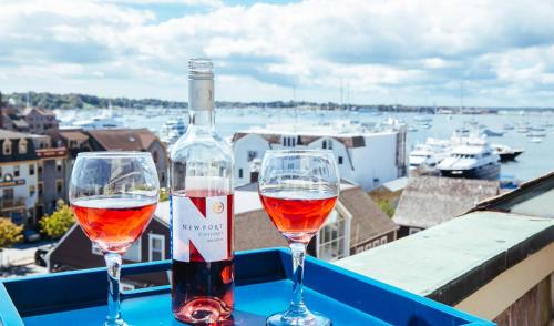 Newport Bay Club and Hotel in Newport, USA
