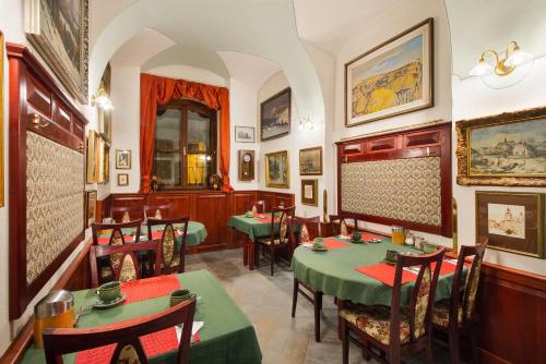Penzion a restaurace U Míšků - image 5