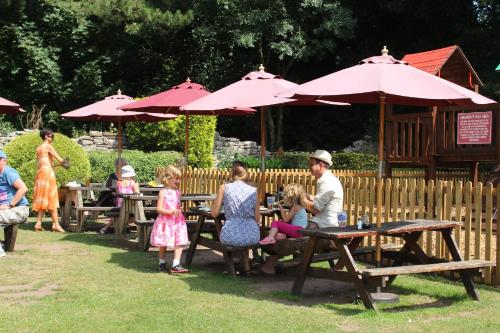 Lamb & Flag Inn - image 14