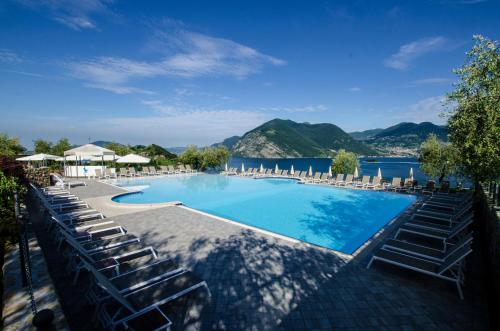 Swimming pool, Locanda La Pernice in Sulzano