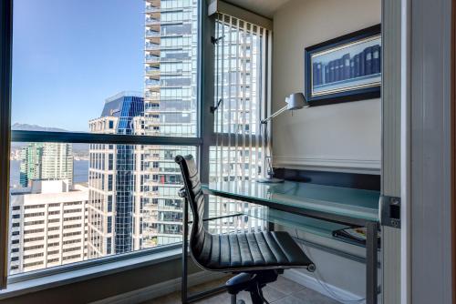 Carmana One-Bedroom Suite