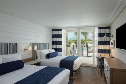 Double Room with Pool View