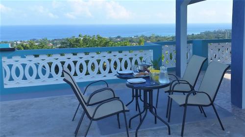 Balcony/terrace, Bailey's Bed and Breakfast in Runaway Bay