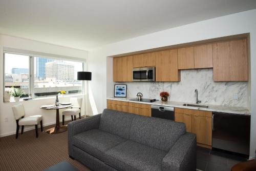 The Study at University City Study Hotels - image 3