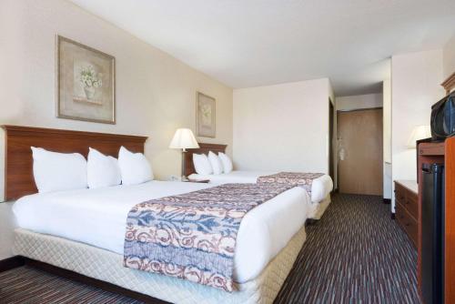 Baymont by Wyndham Columbus/Rickenbacker in Columbus, USA