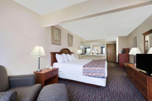 Baymont by Wyndham Columbus/Rickenbacker Baymont by Wyndham Columbus/Rickenbacker
