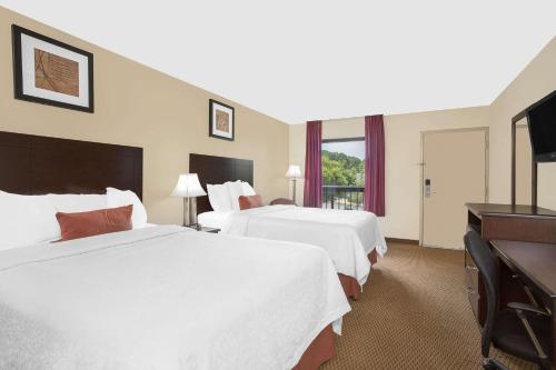 Baymont by Wyndham Greenville - image 3