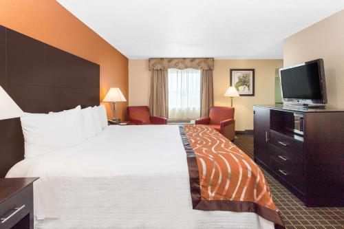 เบย์มอนต์ บาย วินด์แฮม มัสกีกอน (Baymont by Wyndham Muskegon) in มิสกีกอน (MI)
