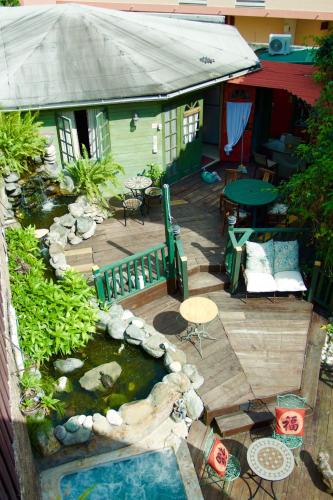 One32 Guesthouse Bejeweled in Kingston