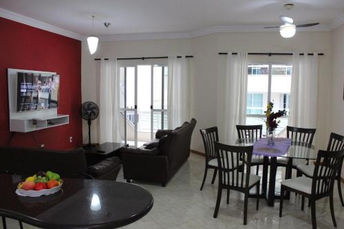 Apartamento em Meia Praia