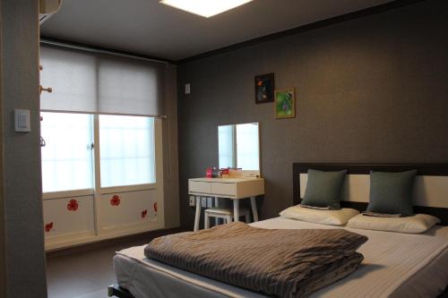 Blue Door Hostel Guesthouse – Sokcho, WV