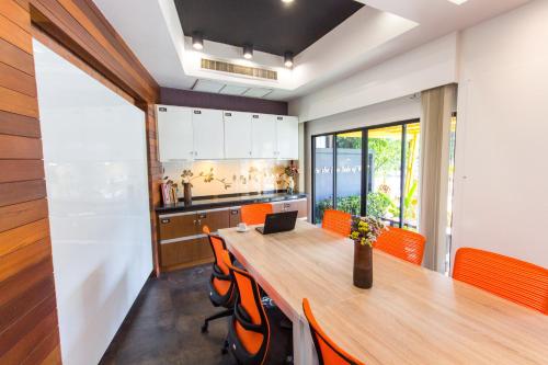 Hub53 Coliving Space