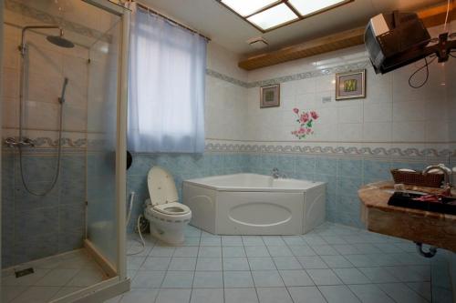 Love Star Motel near Taoyuan Chang Gung Memorial Hospital