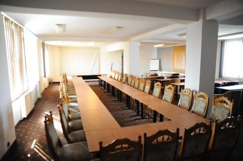 Black Lord Hotel - image 3