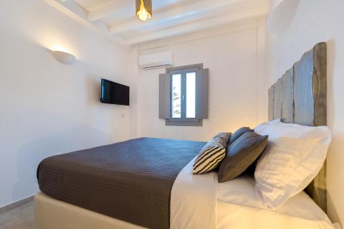 White Harmony Suites - image 9