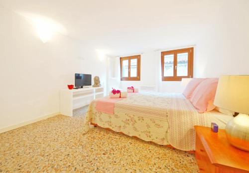 Sant'Aponal Apartment Rialto, Benátky (fotografie 7)