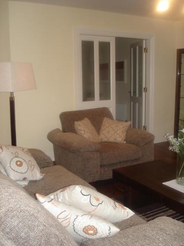 No 33 Ardmullen - image 3