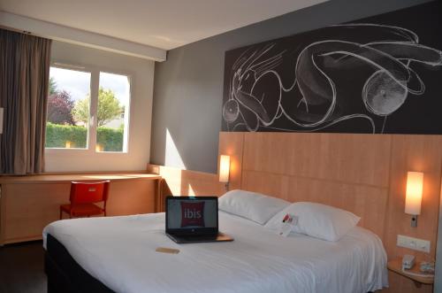 ibis Issoire