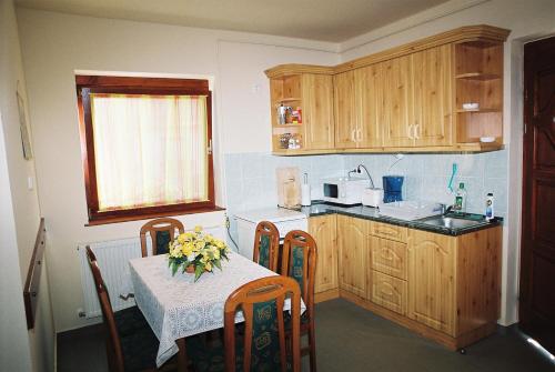 Kertész Apartmanok (Kertesz Apartmanok) in เฮกกีโค่