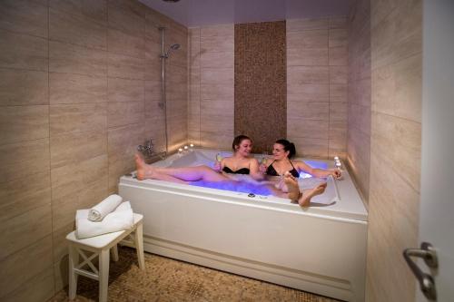 Wellness Hotel GREEN PARADISE - main image