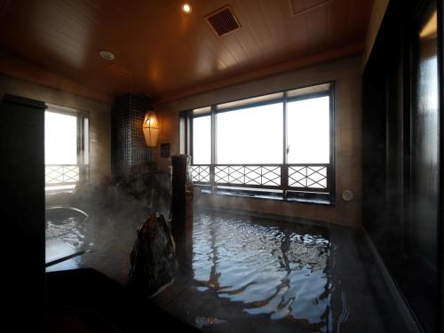 bain en source thermale , Dormy Inn Honhachinohe Hot Springs in Hachinohe
