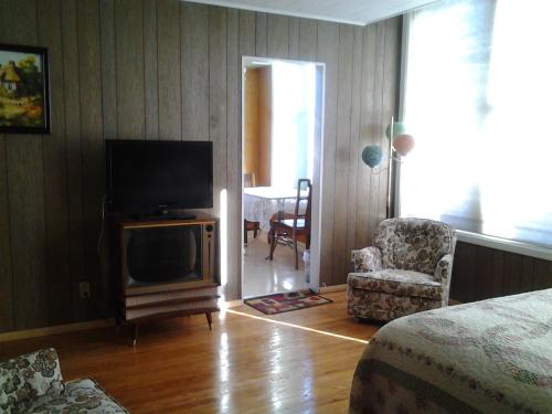 Historic Hotel Greybull - image 6
