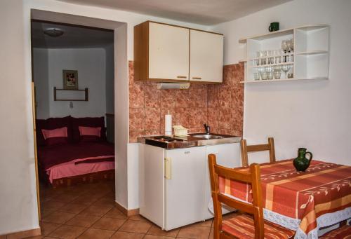 virtuve, Eszti Mama Vendeghaza in Cserkeszőlő