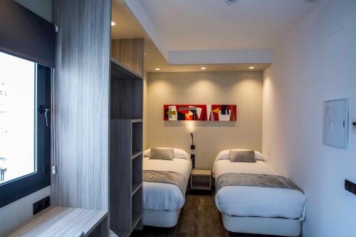 Hostal Sevilla Santa Justa - Adults only - image 6