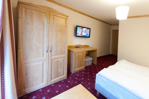 Willa Alpejska - basen, jacuzzi e-rowery w cenie przy min 2 nocach – Wisla, IN