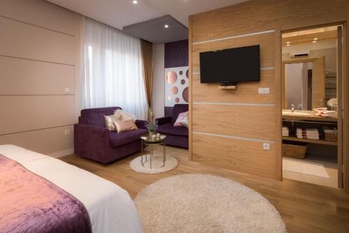 VIP Rooms - main image