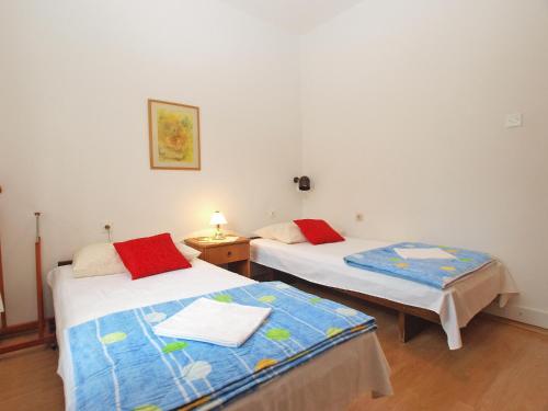 Apartment Vladimira 1569 - image 13