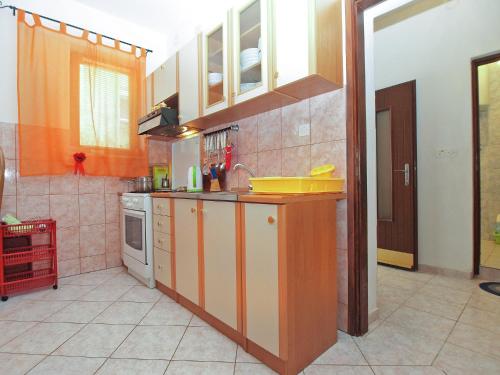 Apartment image 9