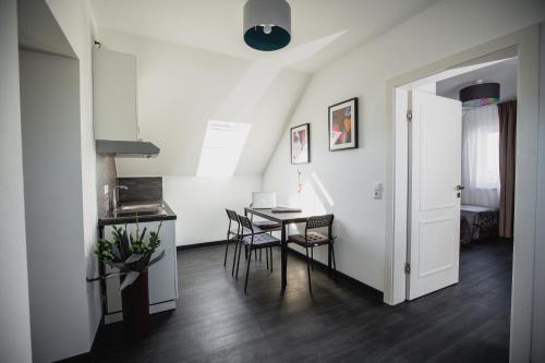 B&B Hannover - Apartments Laatzen | contactless check-in - Bed and Breakfast Hannover